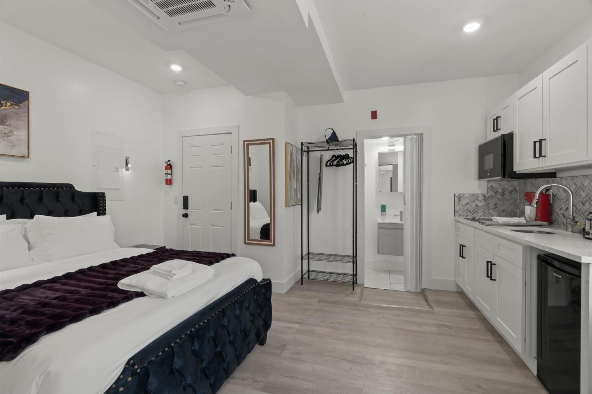 Hotel New Season Royals, Airport West Chester Pokój zdjęcie